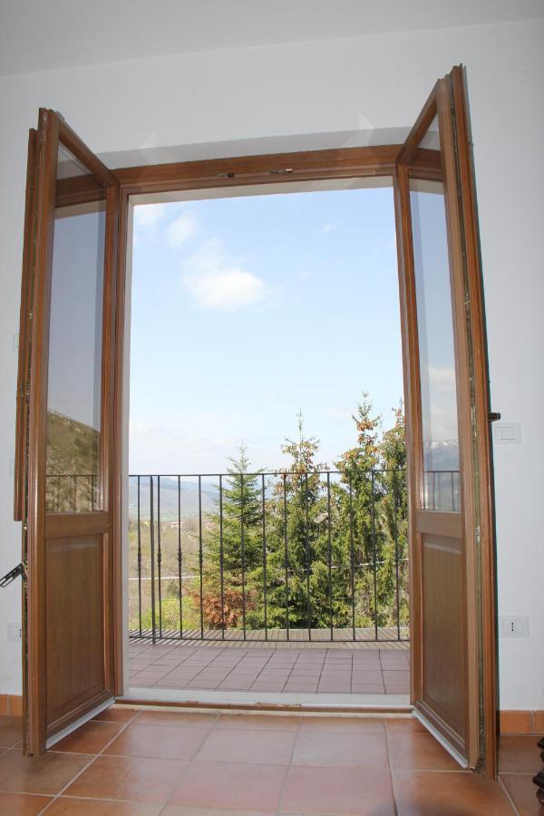 Il Pagliarello Di Villa San Giovanni San Demetrio ne' Vestini 外观 照片
